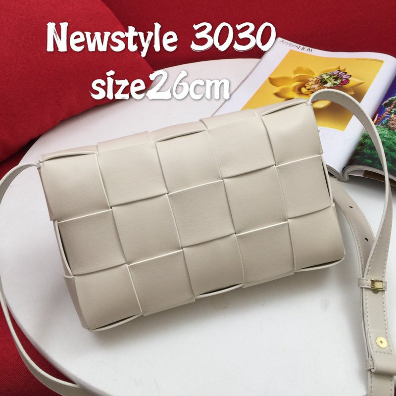 Burberry Bags - Bagsattire   180