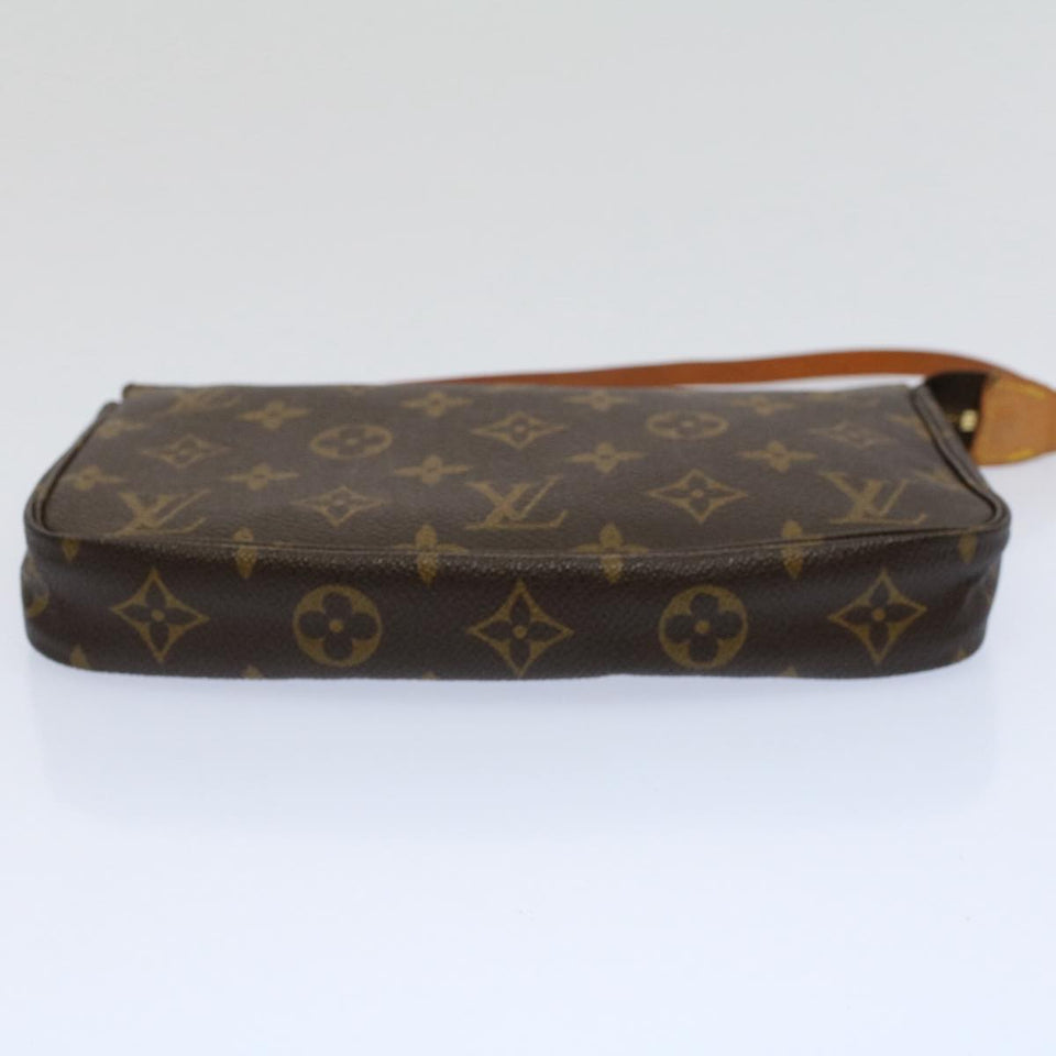 Louis Vuitton Pochette Accessoire  Canvas Clutch Bag