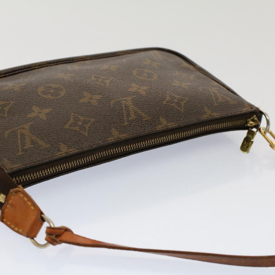 Louis Vuitton Pochette Accessoire  Canvas Clutch Bag