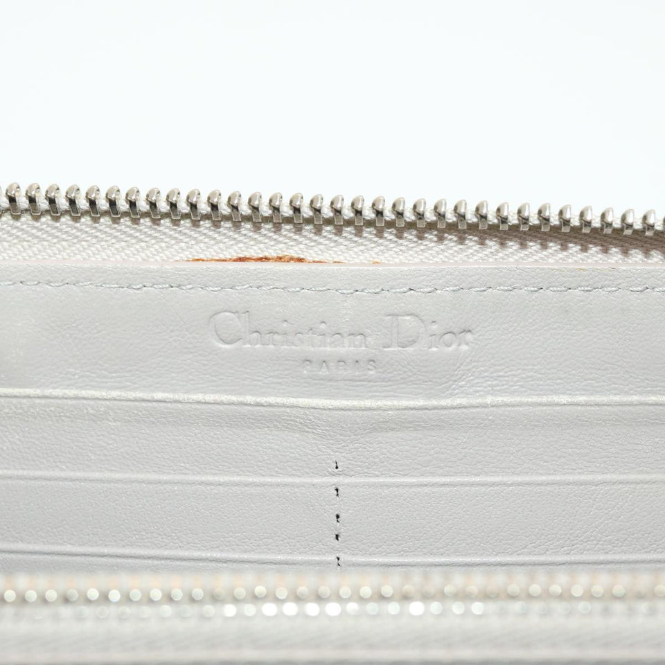 CHRISTIAN DIOR Lady Dior Wallet Patent leather Beige 02-LU-0172  bs4860