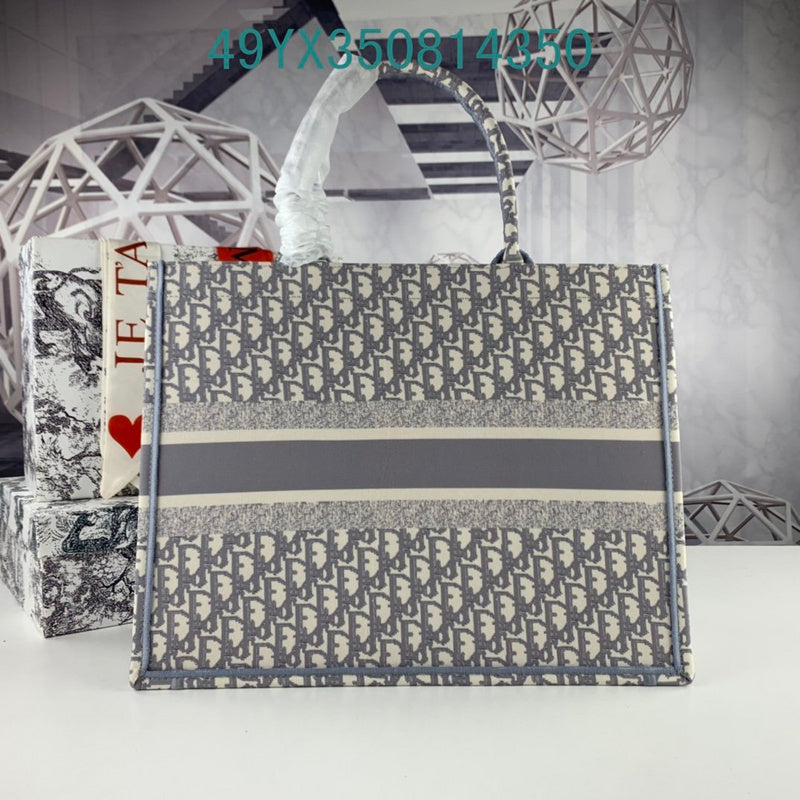 Christian Dior Bags Bags - The Tote   046