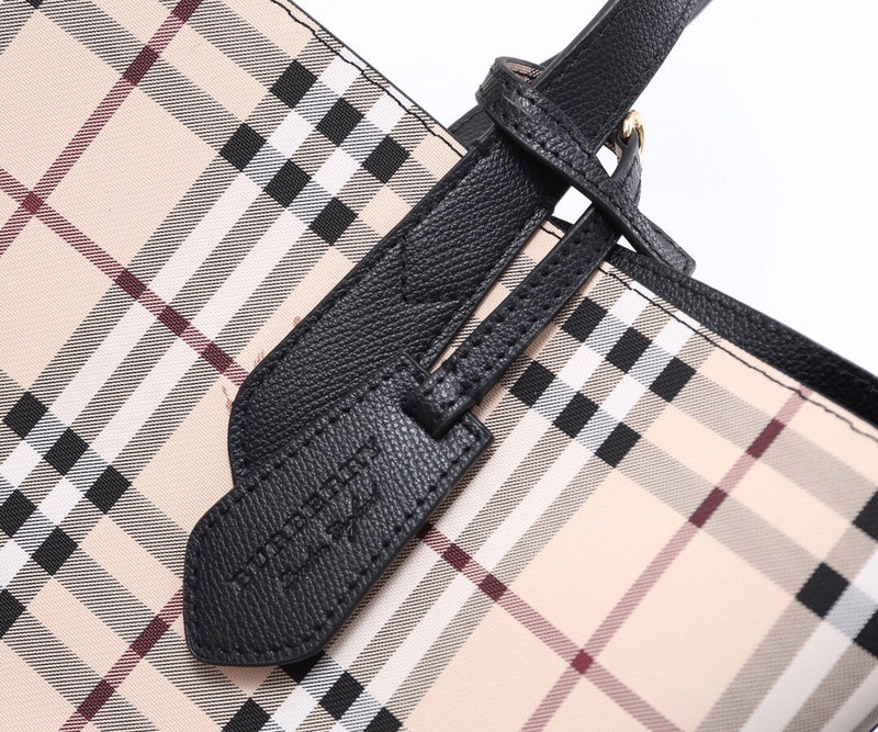 Burberry Bags - BG Bags - 831