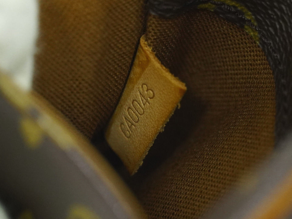 Louis Vuitton Gange  Canvas Clutch Bag