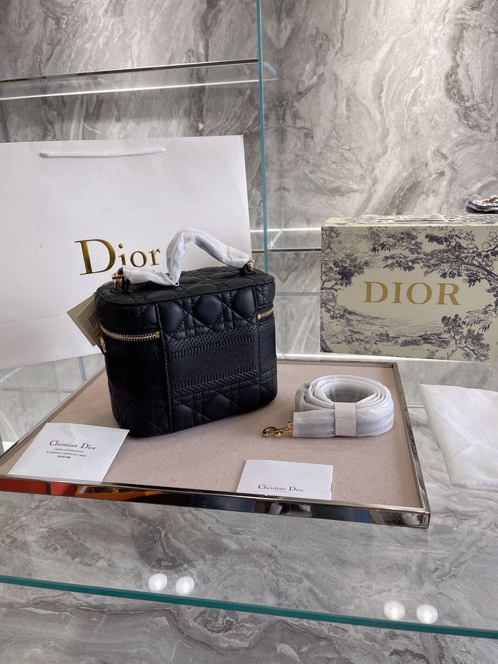 MO - Top Quality Bags Christian Dior 215