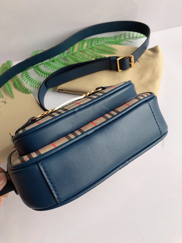 Burberry Bags - Bagsattire   596