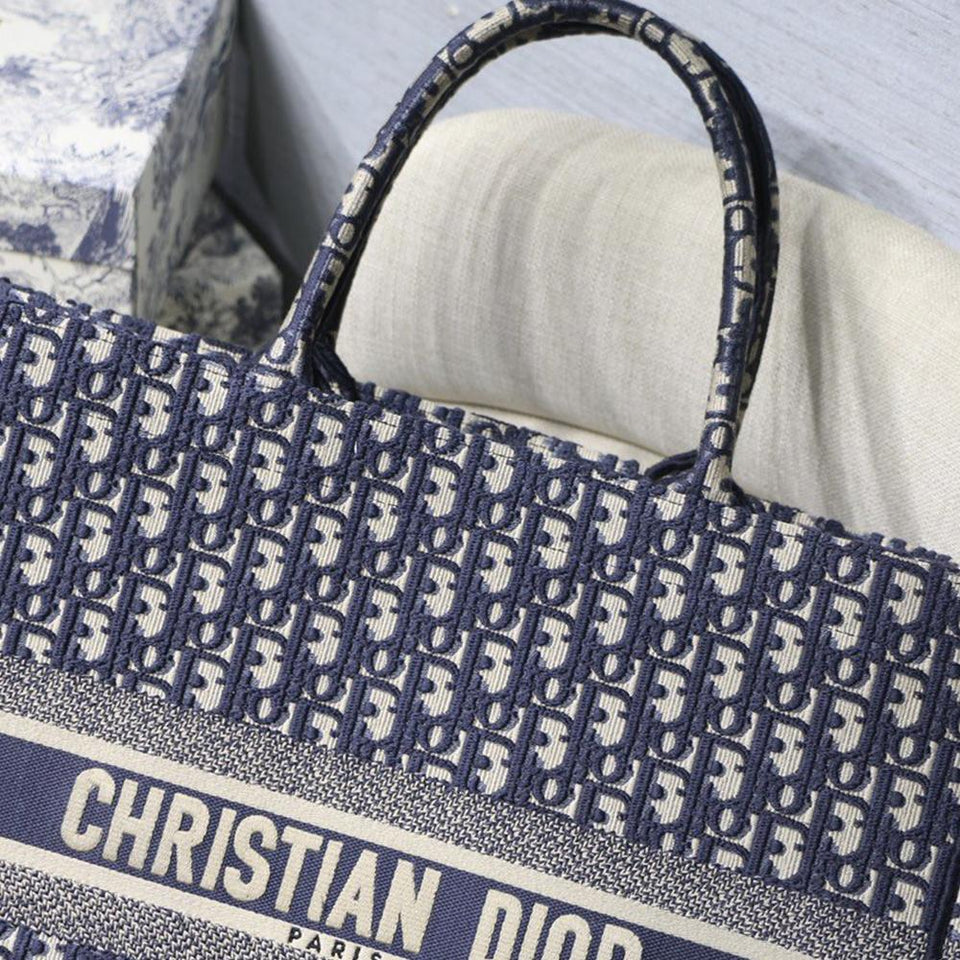 Christian Dior BOOK TOTE