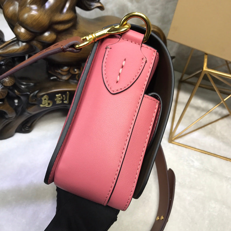 Burberry Bags - Bagsattire   260