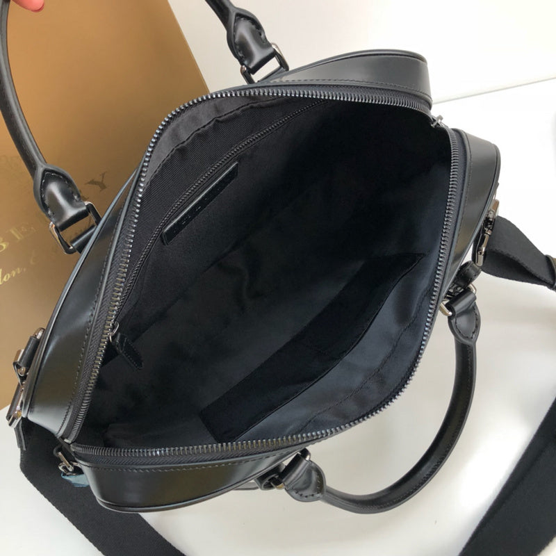 Burberry Bags - Bagsattire   569
