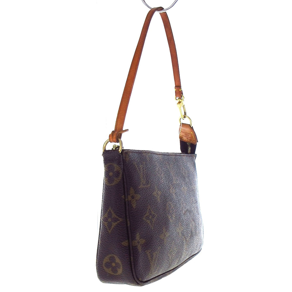 Louis Vuitton Pochette Accessoire  Canvas Clutch Bag