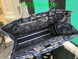 Christian Dior Bags Bags - The Tote   015