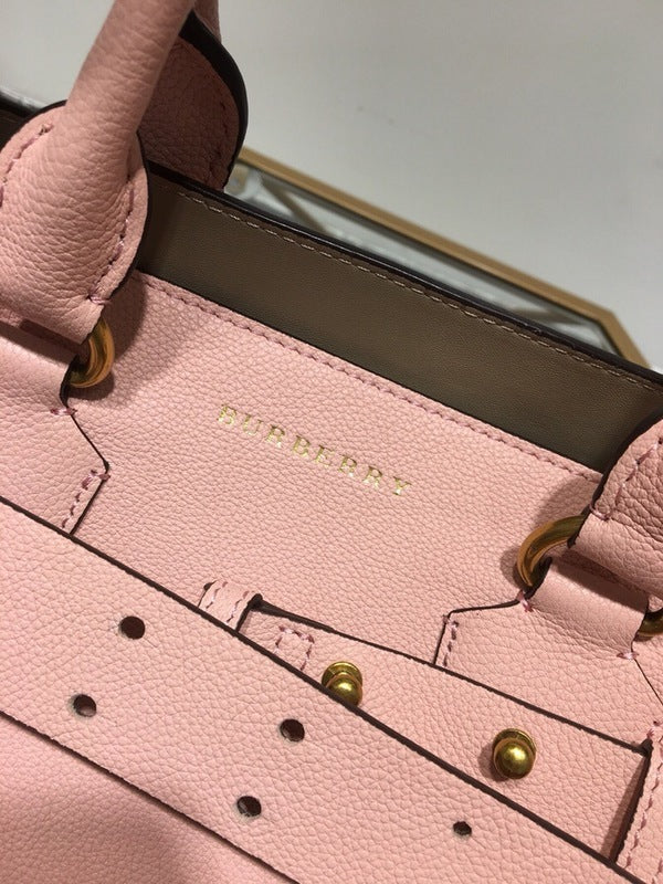 Burberry Bags - Bagsattire   371