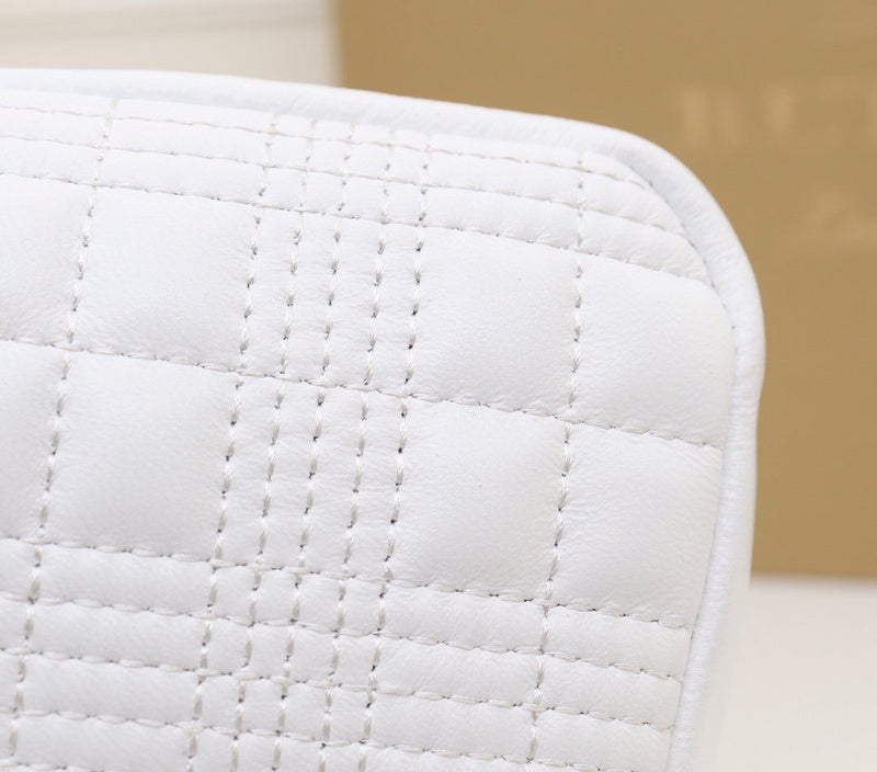 Burberry Bags - Bagsattire   158