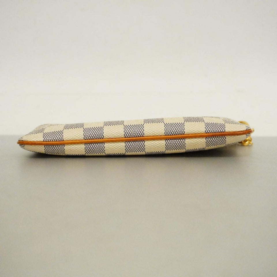 Louis Vuitton Pochette Accessoire  Canvas Clutch Bag