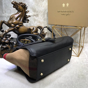 Burberry Bags - Bagsattire   416