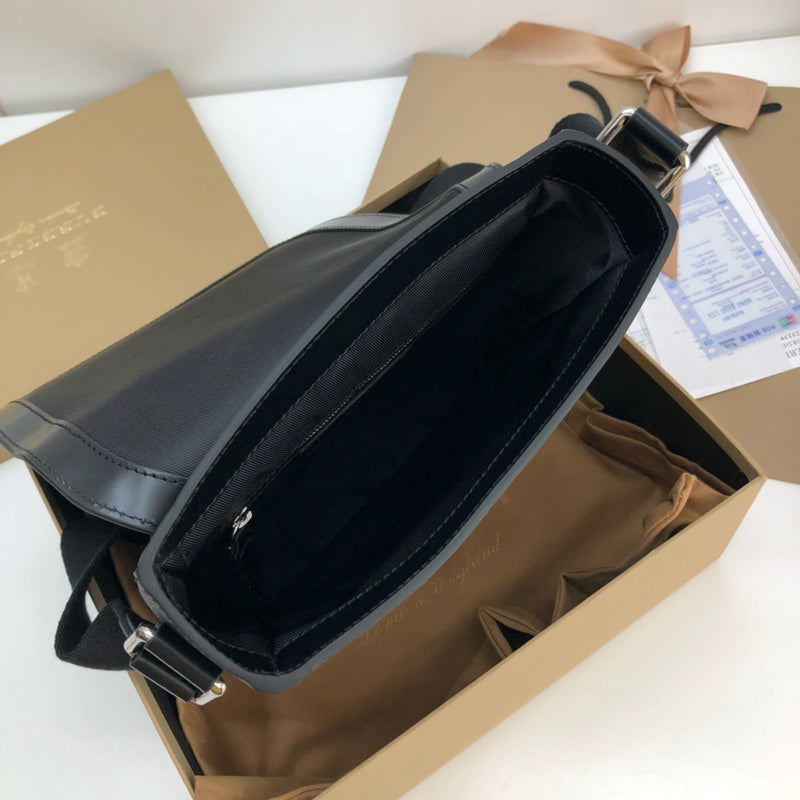 Burberry Bags - Bagsattire   575