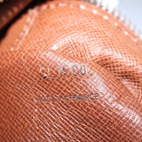 Louis Vuitton Compiegne 28 Clutch Bag