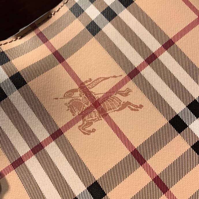 Burberry Bags - Bagsattire   184