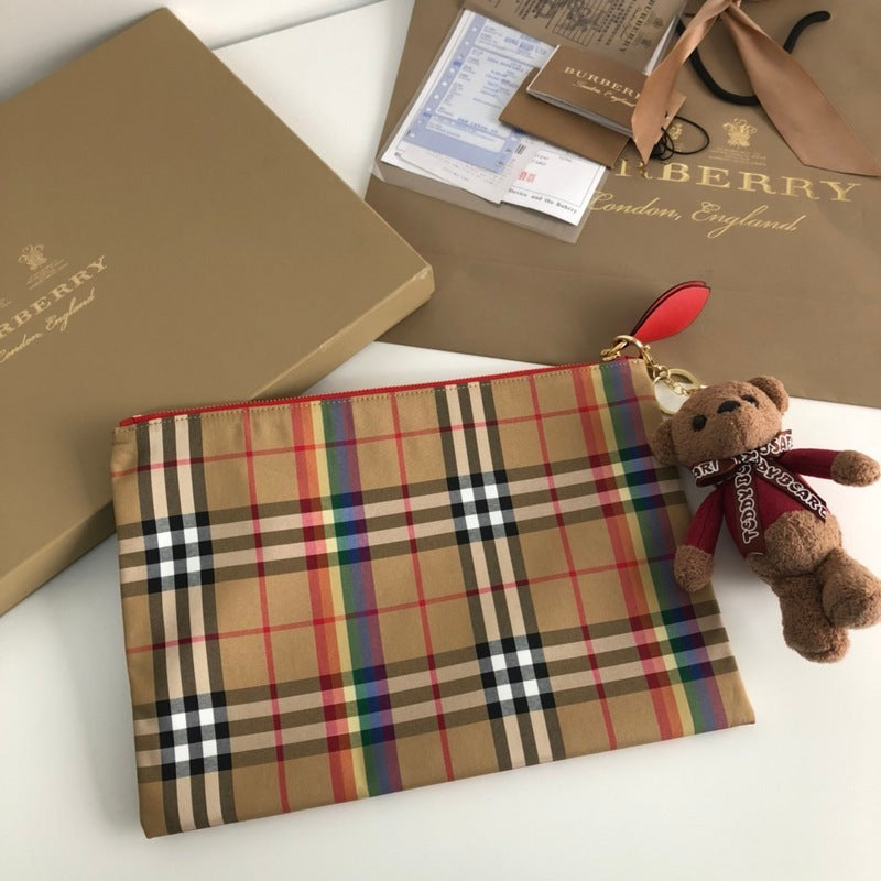 Burberry Bags - Bagsattire   243