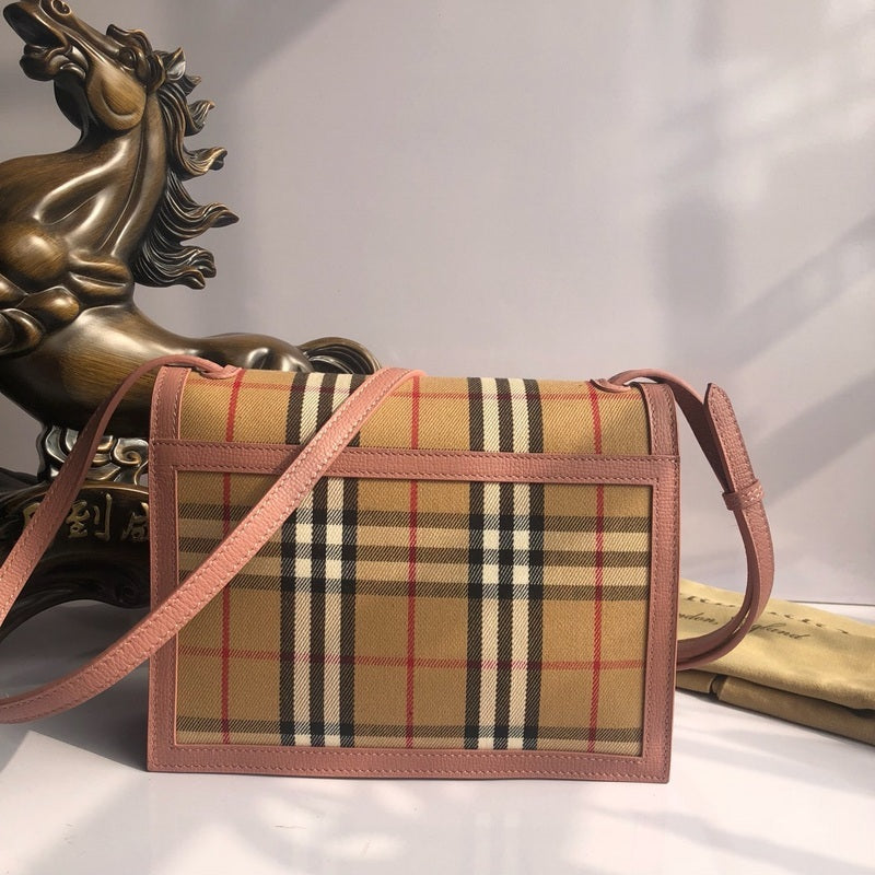 Burberry Bags - Bagsattire   663