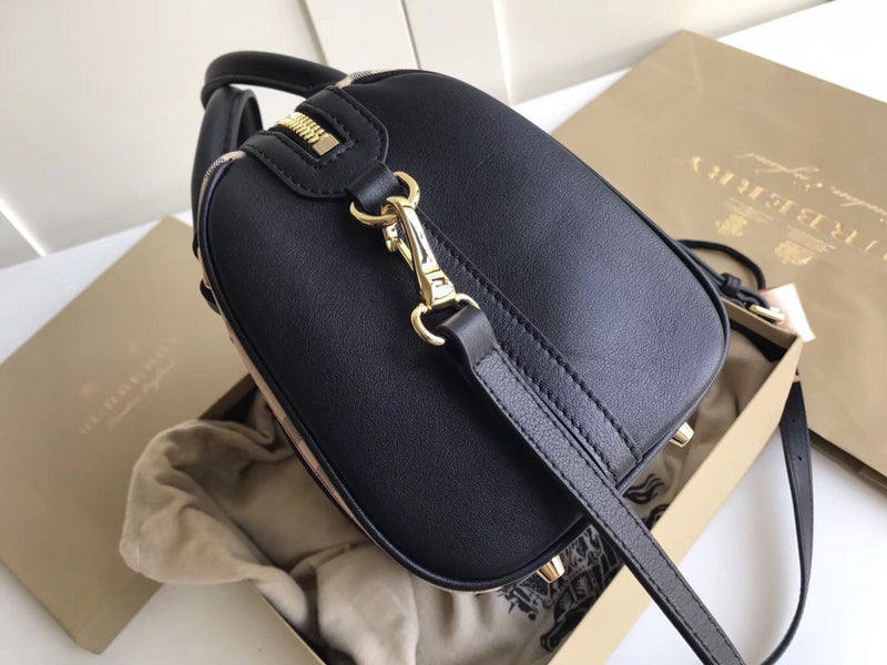 Burberry Bags - Bagsattire   280