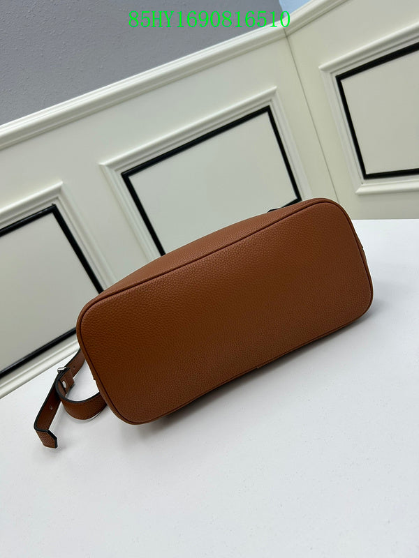Prada Bags - The Barnes Bags  044