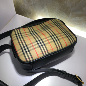 Burberry Bags - Bagsattire   584