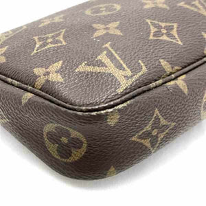 Louis Vuitton Pochette Accessoire  Canvas Clutch Bag