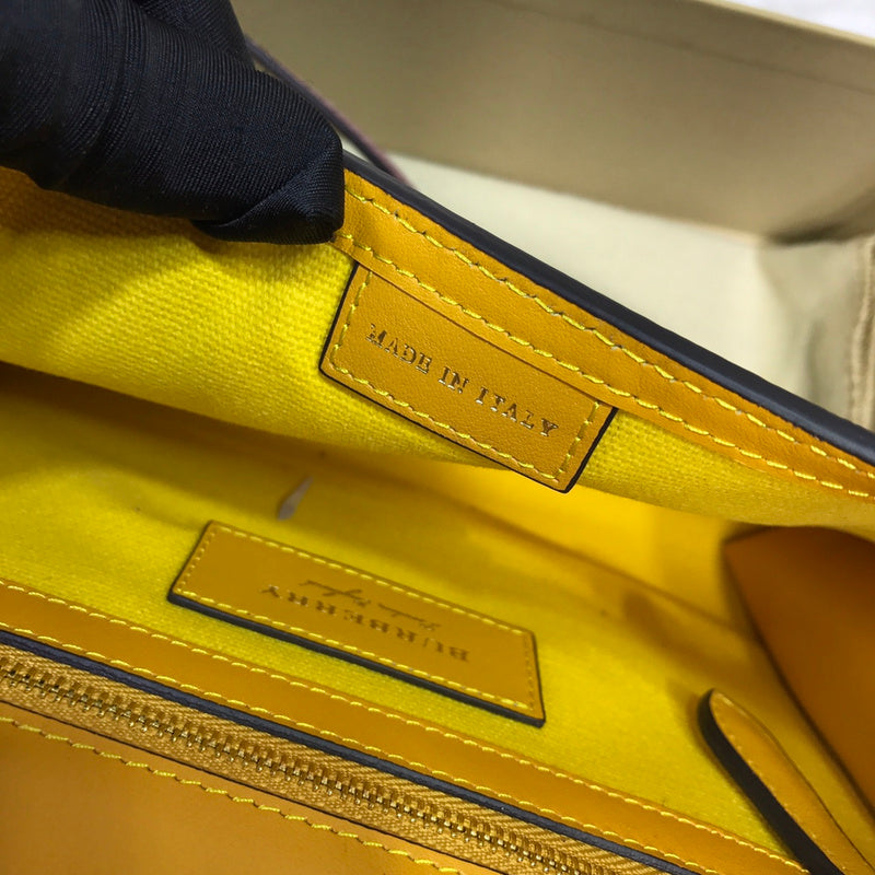 Burberry Bags - Bagsattire   486