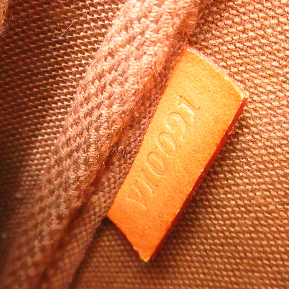Louis Vuitton Pochette Accessoire  Canvas Clutch Bag