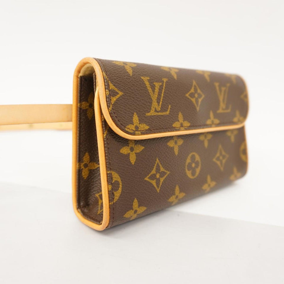 Louis Vuitton Pochette Florentine  Canvas Clutch Bag