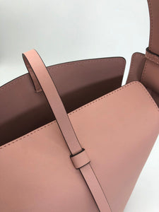 Burberry Bags - Bagsattire   340