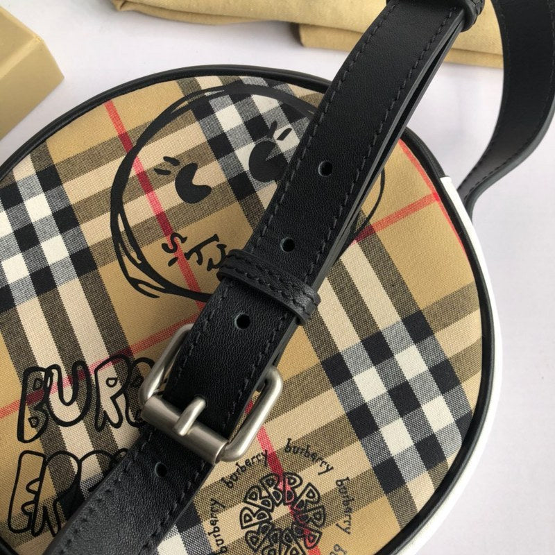 Burberry Bags - Bagsattire   689