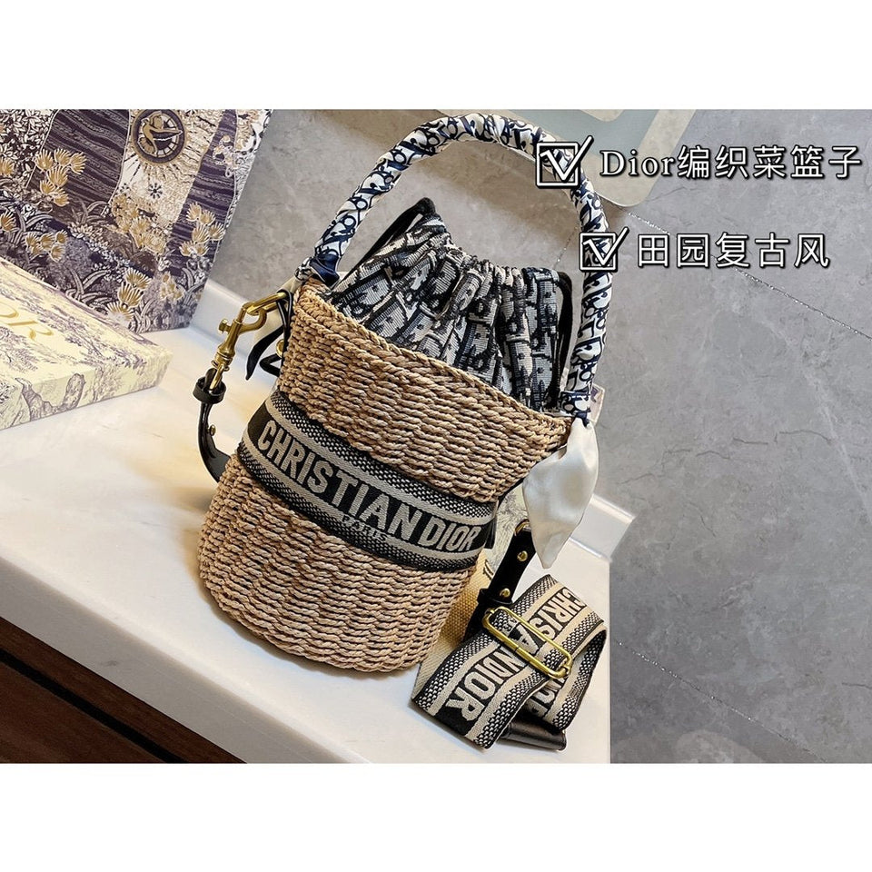 MO - Top Quality Bags Christian Dior 211