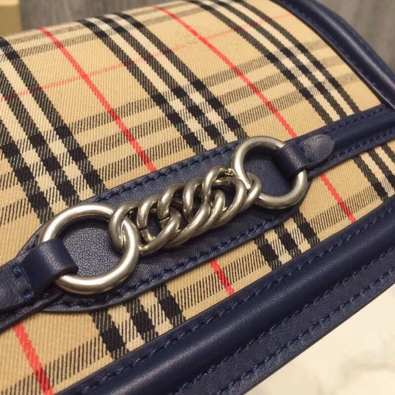 Burberry Bags - Bagsattire   718