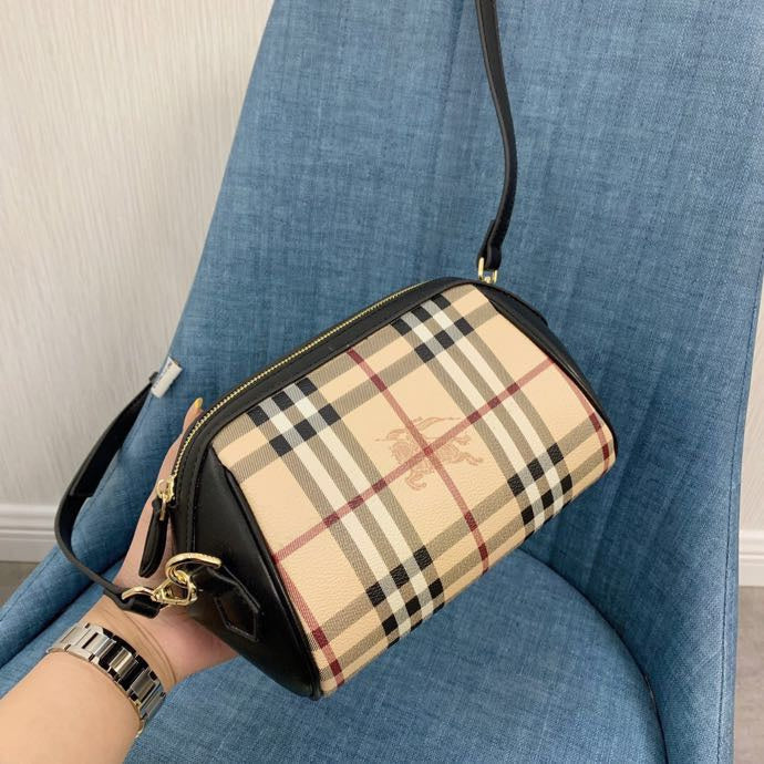 Burberry Bags - Bagsattire   207