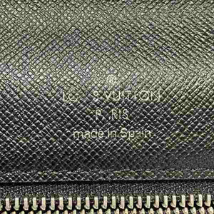 Louis Vuitton Selenga  Leather Clutch Bag