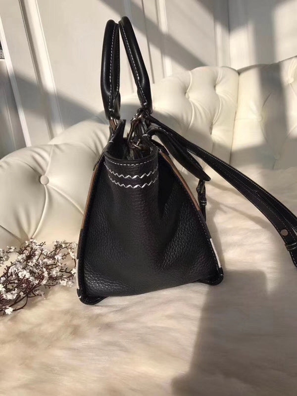 Burberry Bags - Bagsattire   263