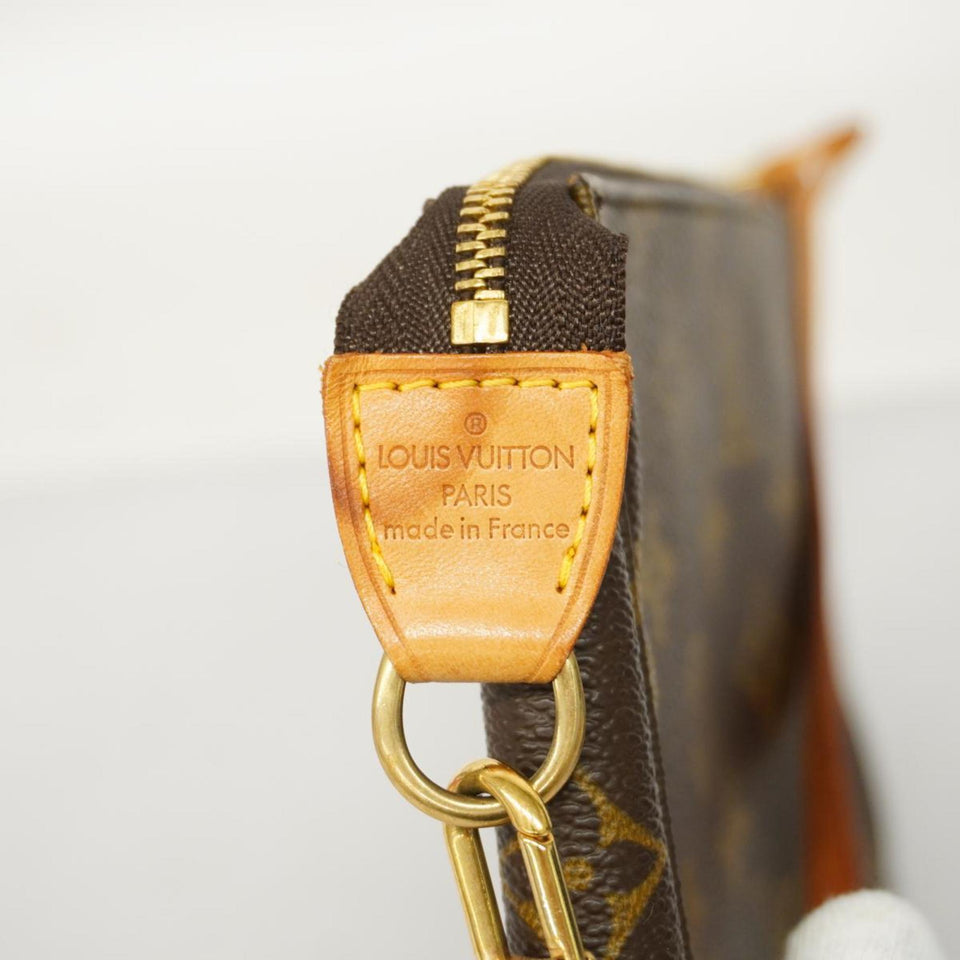 Louis Vuitton Pochette Accessoire  Canvas Clutch Bag
