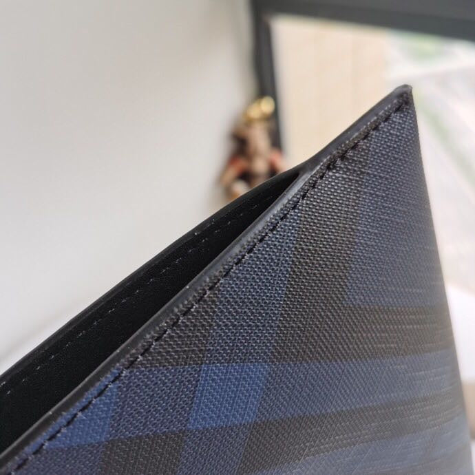 Burberry Bags - Bagsattire   199