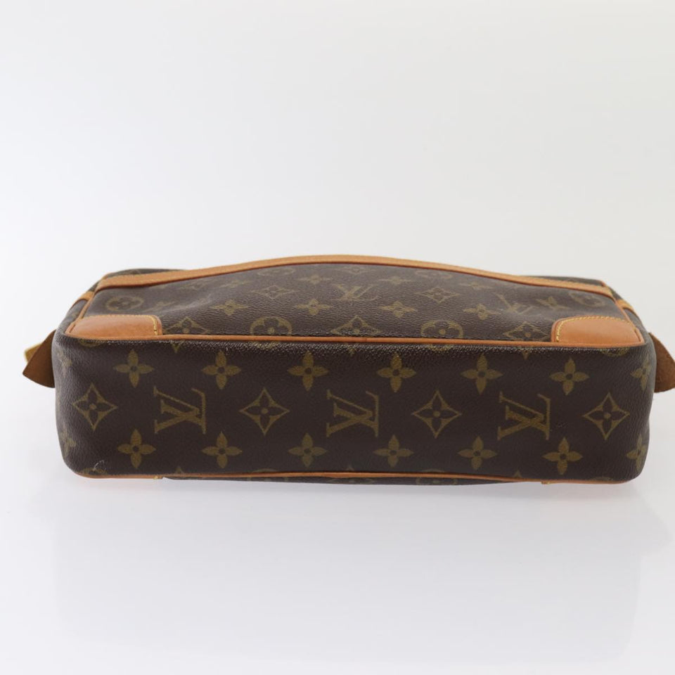 Louis Vuitton Compiegne 28  Canvas Clutch Bag
