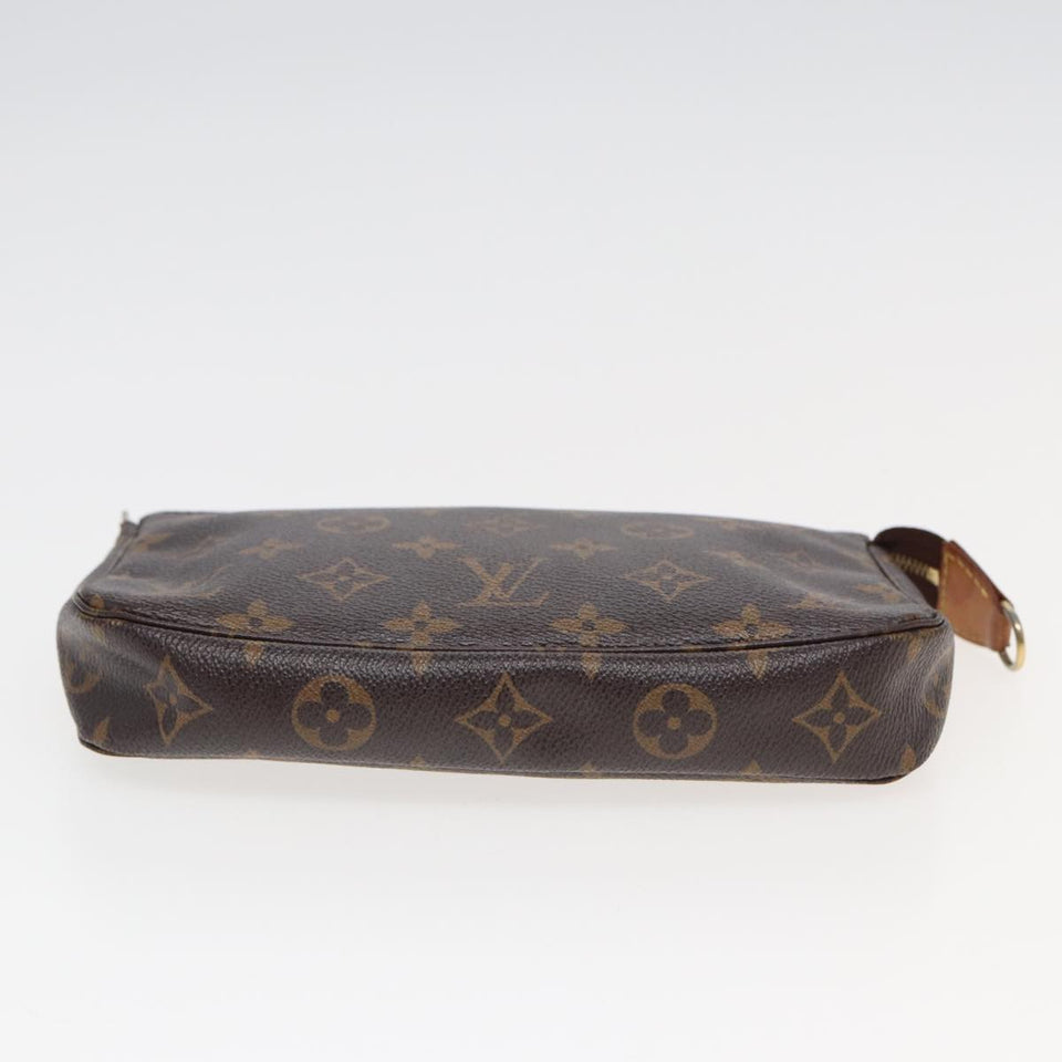 Louis Vuitton Pochette Accessoires  Canvas Clutch Bag