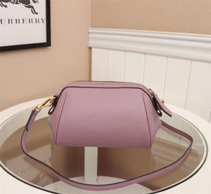 Burberry Bags - Bagsattire   303