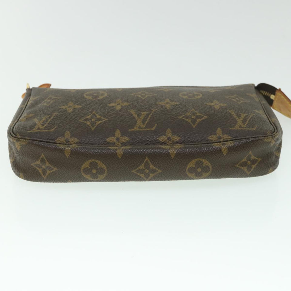 Louis Vuitton Pochette Accessoire  Canvas Clutch Bag