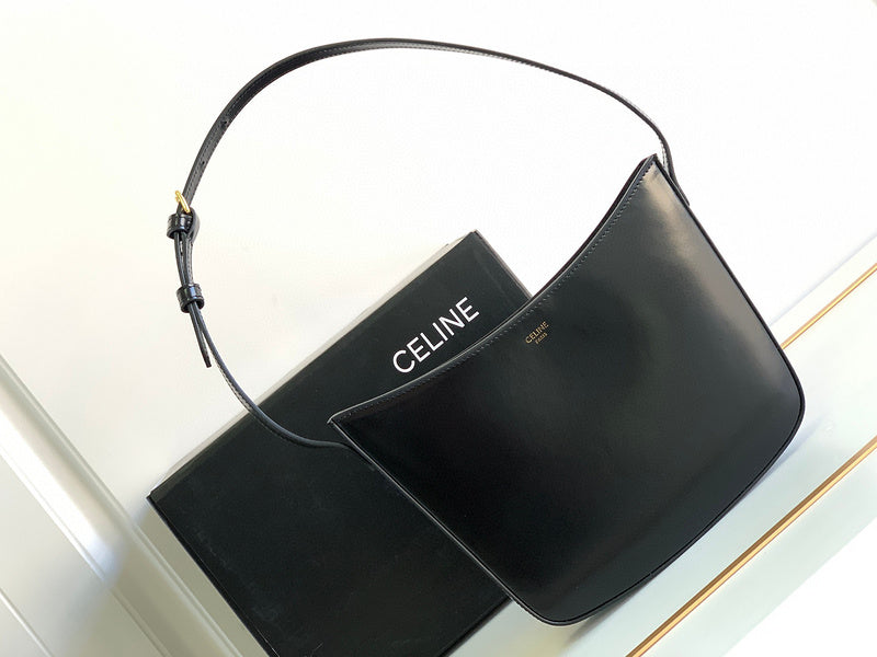 reeby bags - Chanel Bags - 690