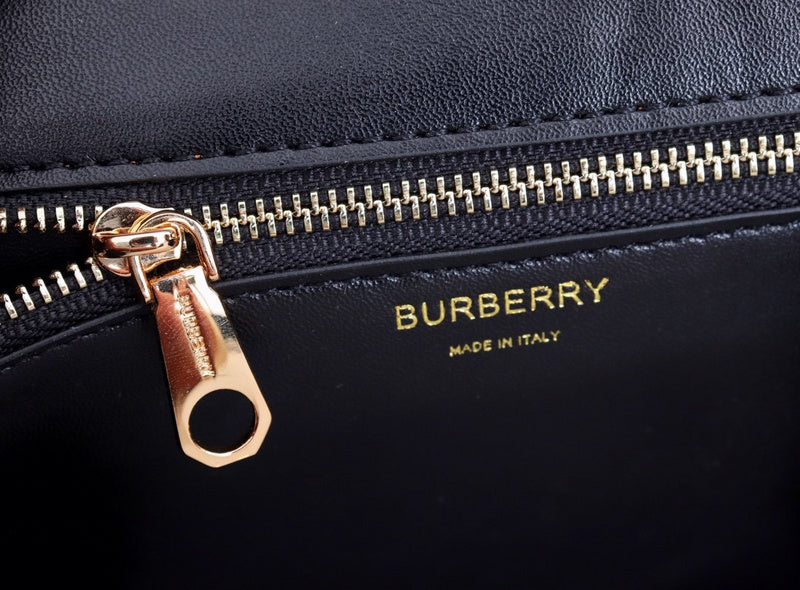 Burberry Bags - Bagsattire   150