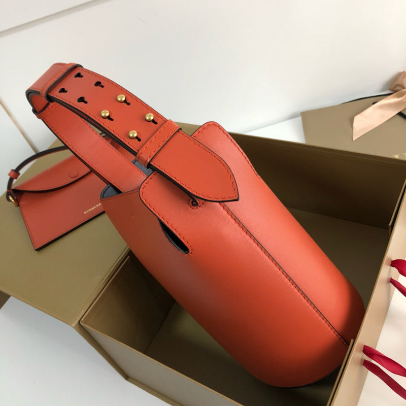 Burberry Bags - Bagsattire   330