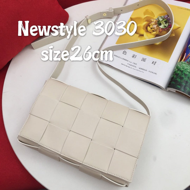 Burberry Bags - Bagsattire   180