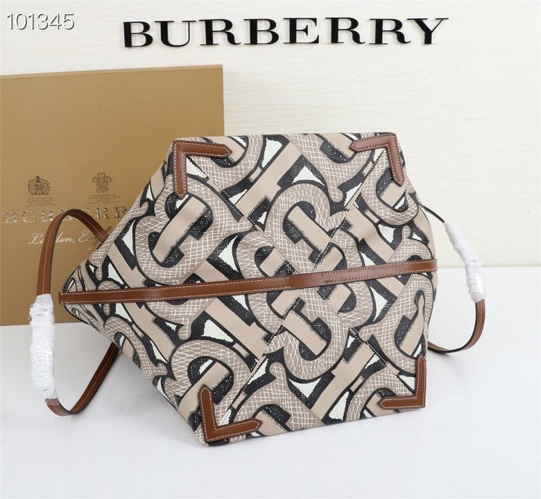 Burberry Bags - Bagsattire   182