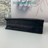 Christian Dior Bags Bags - The Tote   075
