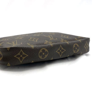 Louis Vuitton Pochette Accessoire  Canvas Clutch Bag